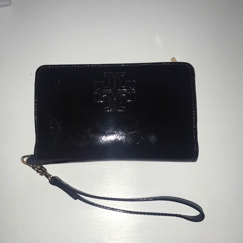 TORY BURCH WRISTLET